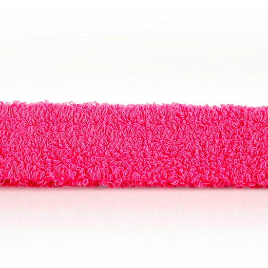 MAGENTA