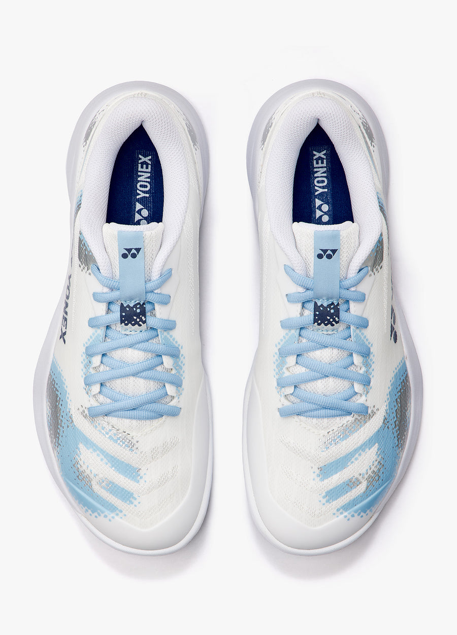 WHITE/LIGHT BLUE