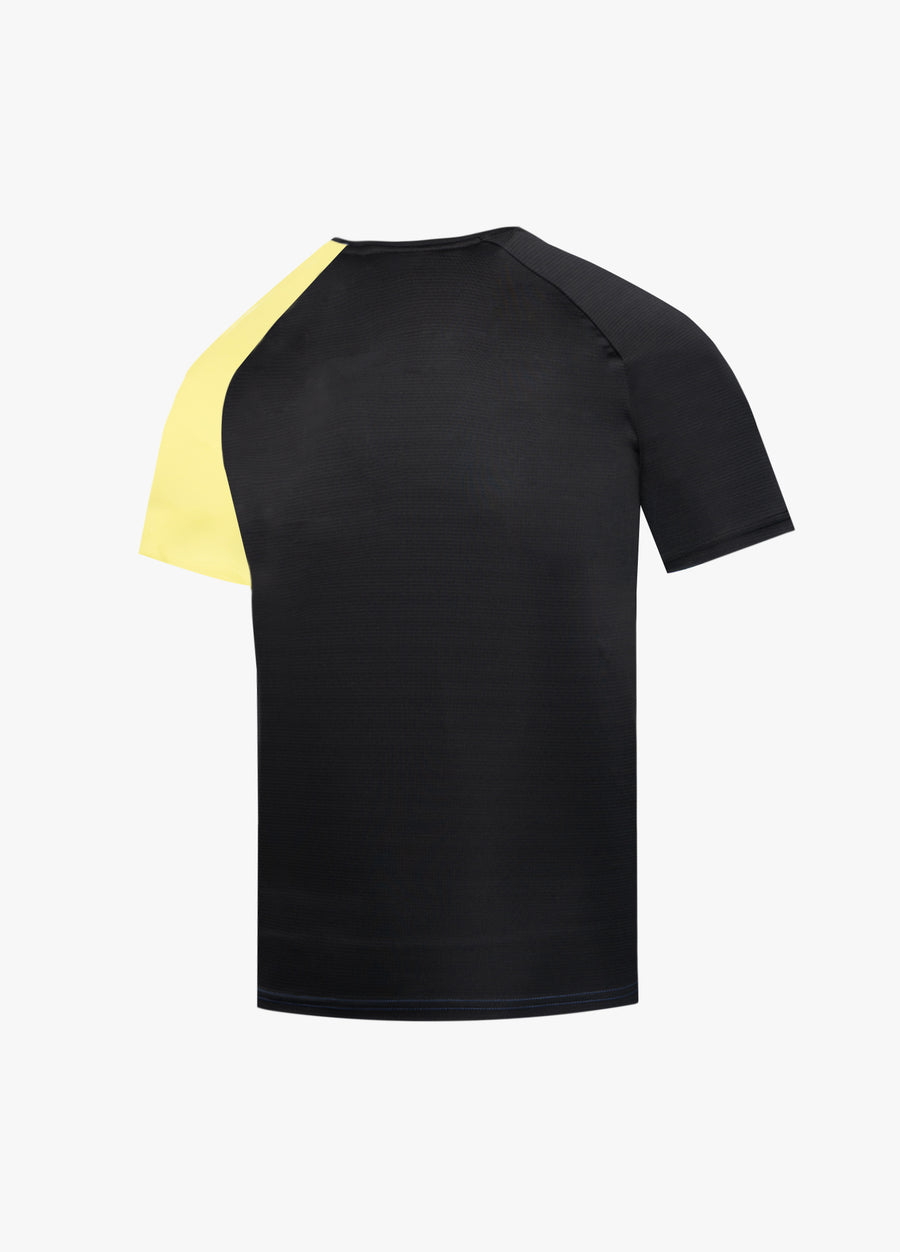 jet-black-sulphur-spring